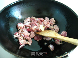 尖椒炒鸡胗的做法步骤：4