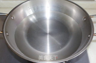 地方特色小吃。。。山粉糊的做法步骤：2