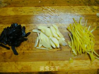 黑蒜柠檬骨的做法步骤：3