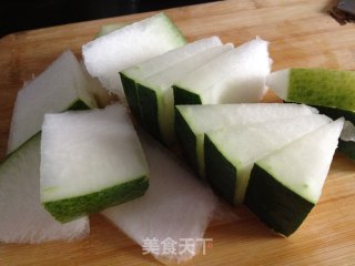 冬瓜薏仁排骨汤的做法步骤：4