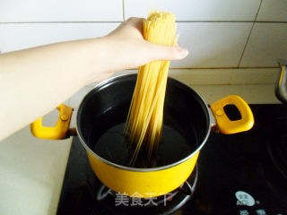 意大利肉酱面的做法步骤：2