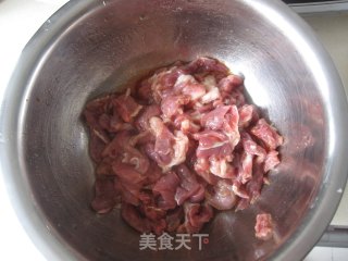黑椒牛柳的做法步骤：2