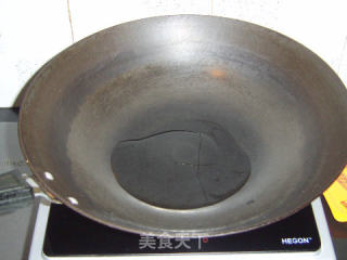熏肠炒茼蒿的做法步骤：6