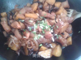魔芋土豆红烧肉的做法步骤：6