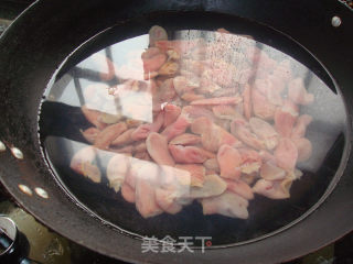 风味炒鱼肚的做法步骤：2