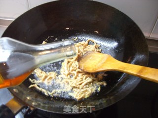 肉丝炒豇豆的做法步骤：5