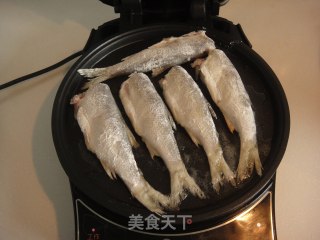 干煎皇姑子的做法步骤：4