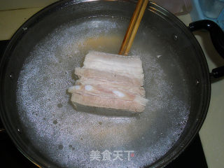 秋有——梅干菜扣肉的做法步骤：2