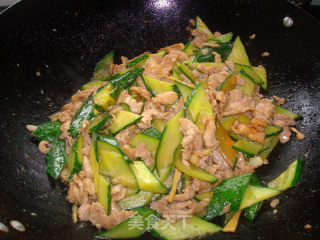 青瓜炒肉片的做法步骤：9