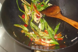 火爆十足，挑战喉咙【尖椒爆鸡胗】的做法步骤：6