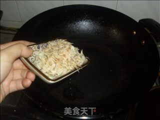 青椒虾皮的做法步骤：6
