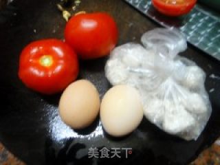 猪肉丸番茄蛋花汤的做法步骤：1