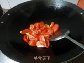 猪肉丸番茄蛋花汤的做法步骤：3