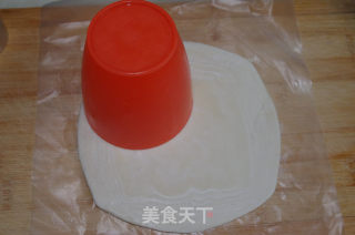 小鱼家的快乐时光。。。土豆泥小酥盒的做法步骤：7