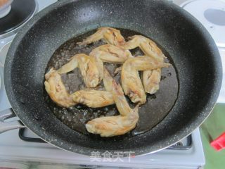 【柠檬鸡翅】酸酸甜甜开胃菜的做法步骤：7