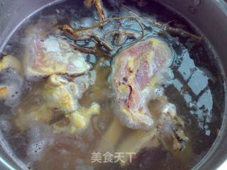 保健祛湿汤的做法步骤：4