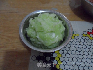 贴秋膘啦——猪肉葫芦蒸饺的做法步骤：3