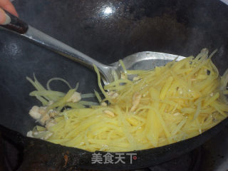 清新小炒——喷香土豆丝的做法步骤：4