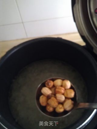 银耳西瓜盅的做法步骤：9
