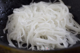 河虾萝卜丝的做法步骤：8