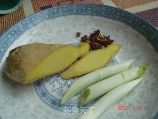 肉香土豆条的做法步骤：2