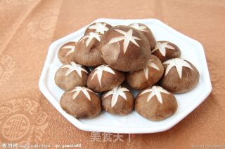 香菇烧油菜的做法步骤：2