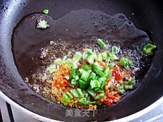 剁椒皮蛋拌豆腐的做法步骤：6
