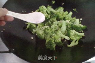蒜茸西兰花的做法步骤：10