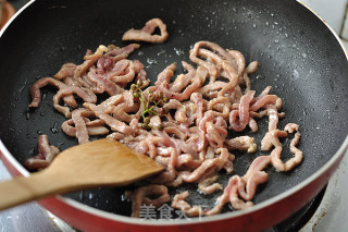 肉丝韭菜苔的做法步骤：7