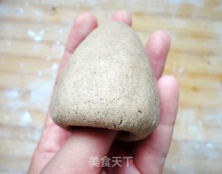粗粮也是健康营养美味之一------红芋面窝窝头的做法步骤：5
