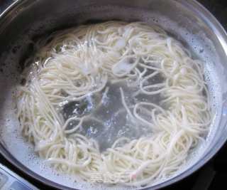 麻酱凉面的做法步骤：2
