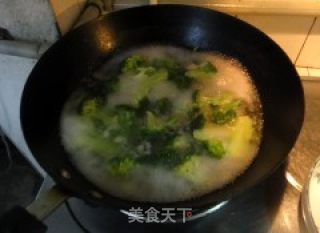 蒜香西兰花的做法步骤：5