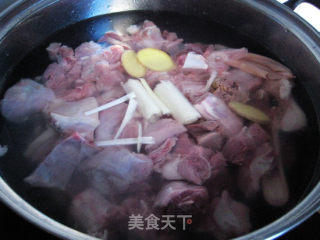 啤酒鸭的做法步骤：2