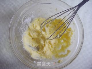 松软酥香的蜜豆菠萝包的做法步骤：4