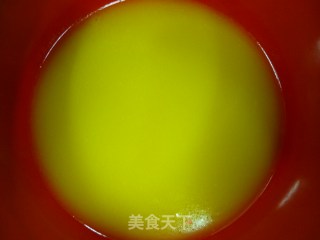 迷迭香乳蛋鲜贝的做法步骤：1