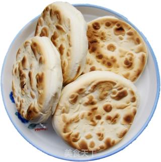 元气早餐---烧饼夹煎蛋的做法步骤：1