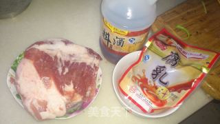 [麻麻小厨房]腐乳五花肉的做法步骤：1