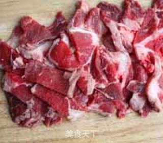 土豆炖肉的做法步骤：1
