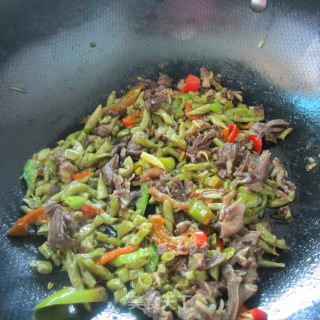 酸辣鸭胗的做法步骤：8