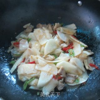凉茹炒肉的做法步骤：9
