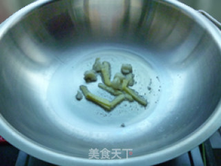 咖喱鸡翅拌意粉的做法步骤：6