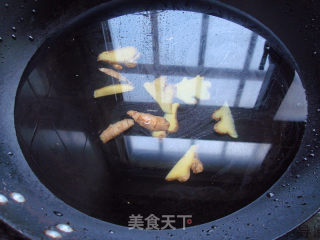 白灼虾的做法步骤：2