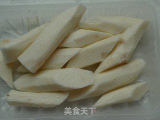 【虫草花山药大骨汤】性平味甘好补品的做法步骤：3
