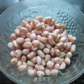 花生排骨汤的做法步骤：2