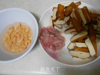 肉丝炒豆干的做法步骤：2