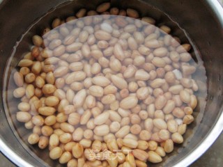 腐乳花生米的做法步骤：1
