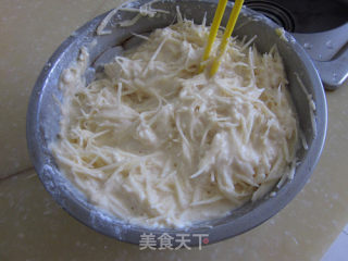 土豆饼的做法步骤：3