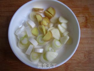 宫保鸡丁的做法步骤：3