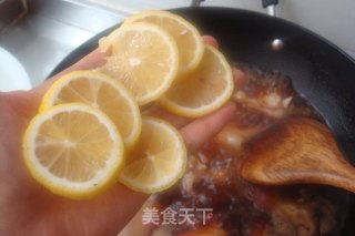 无肉不欢，贴秋膘-【秘制柠檬烧猪蹄】的做法步骤：7