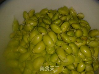 五彩饭的做法步骤：1